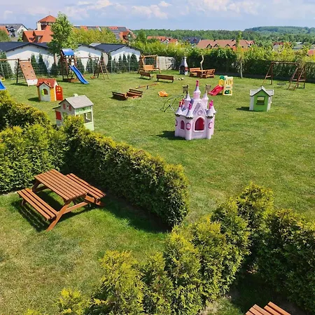 Cozy Homes Near The In ياروسوافيتس